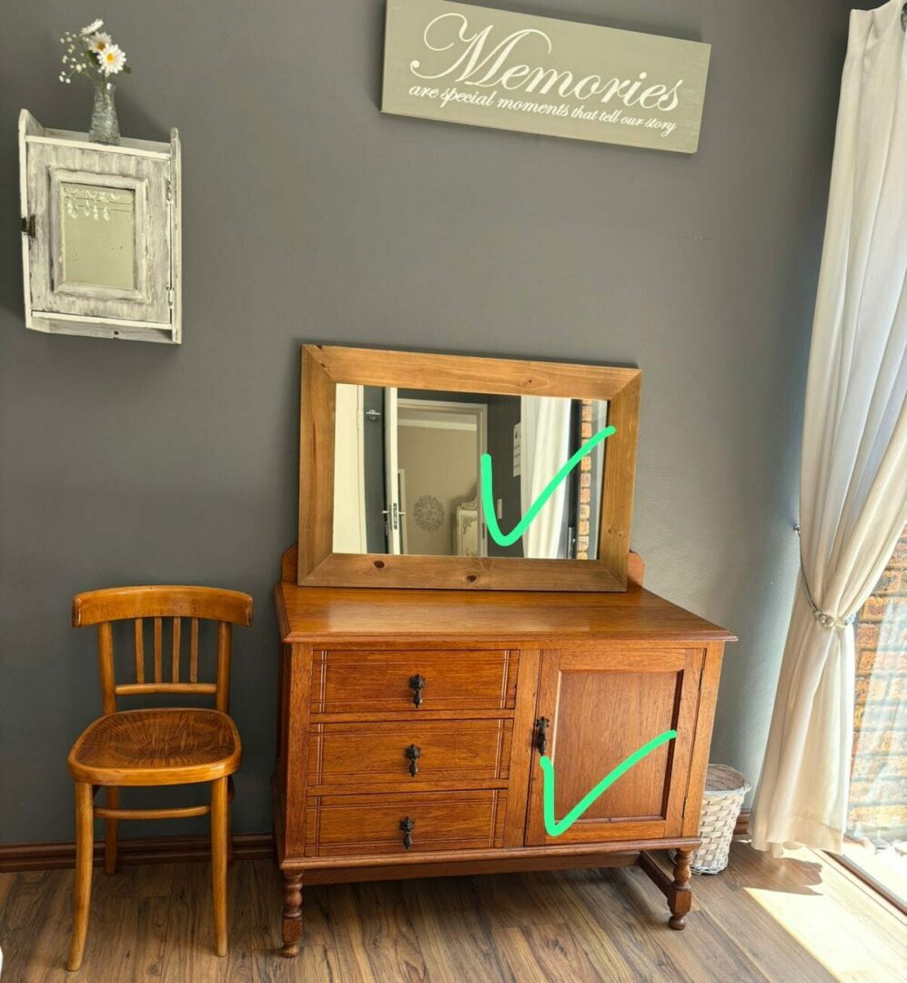 Mirror desk before refinishing – Revive Artistry project
